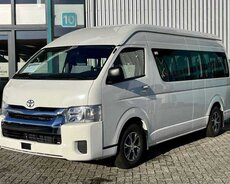 Toyota avtobus sifarişi avtomobil